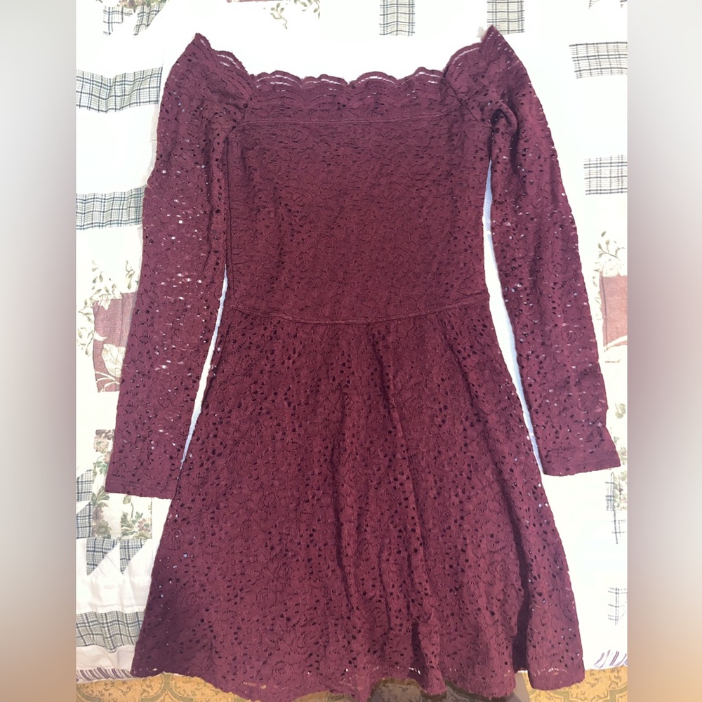 Hollister Lace Off the Shoulder Dress